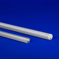 LED extrusion in a distinctive round profile, capable of 45-degree rotation in satin or black finish, complemented with matching stainless steel mounting clips.